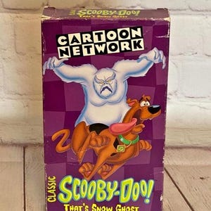Scooby-Doo! Classic "That's Snow Ghost" VHS by Cartoon Network 1998 | Not Rated | Runtime 51 Mins with Bonus Powerpuff Girls Toon | Read!