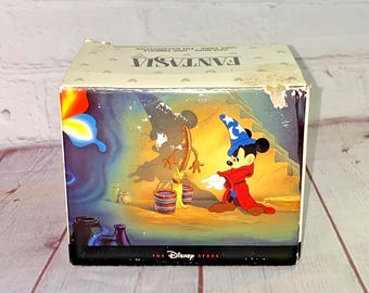 Taza y caja de café Fantasía de Disney de The Disney Store / Taza de café de 8 oz / Ver fotos y leer detalles