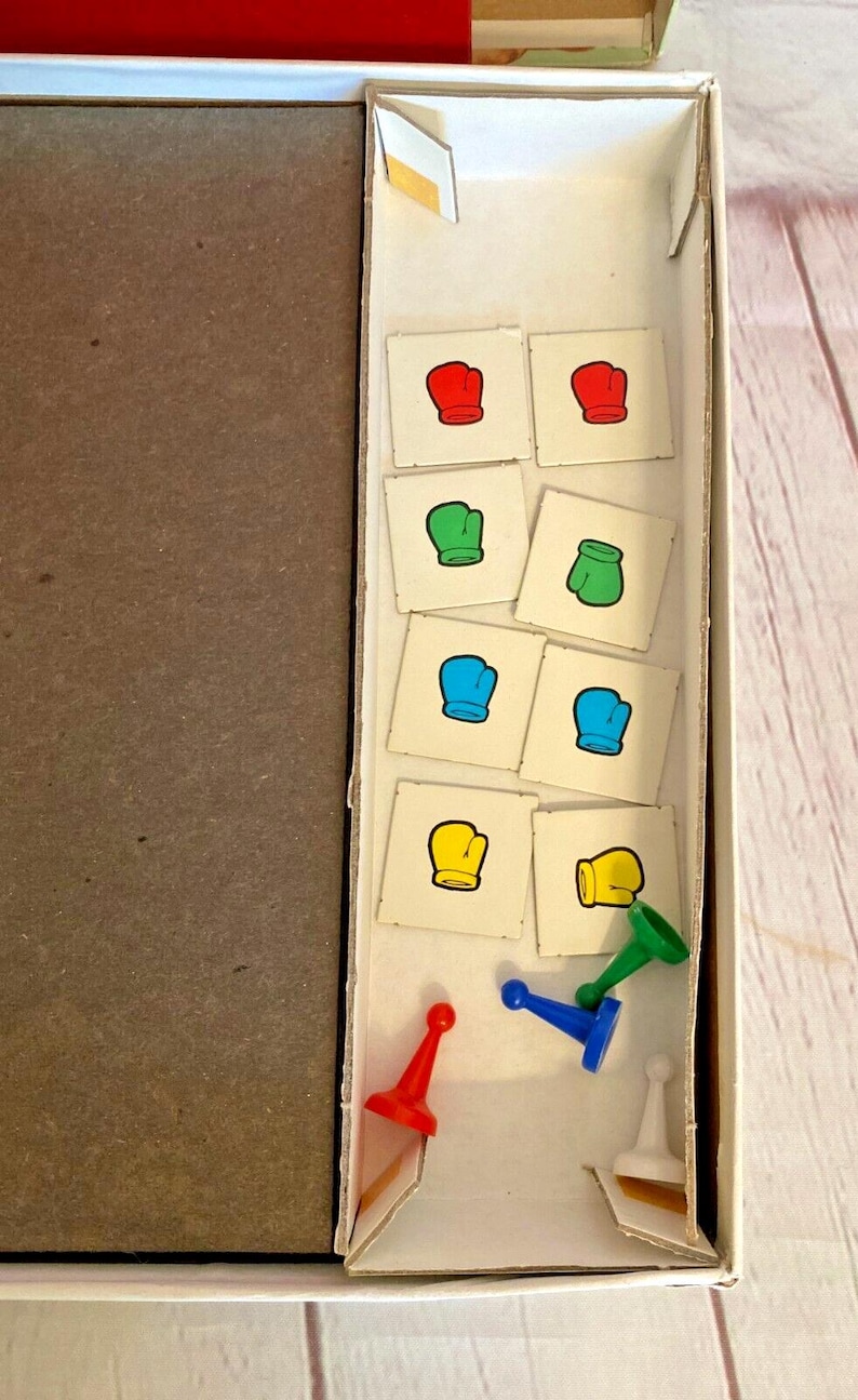 The Three Little Kittens Board Game by Cadaco 1978 | A Storybook Classic Game For 2-4 Players | Ages 4 - 10 | See Photos & Read! image 6