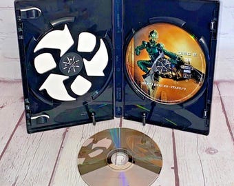 Spider-man DVD by Columbia Pictures 2002 | Rated PG-13 | Running