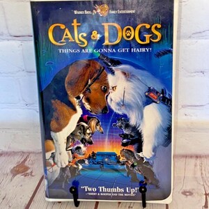 Cats & Dogs VHS by Warner Bros. Family Entertainment 2001 | Rated PG | Running Time: 87 Minutes | See Photos and Read Details