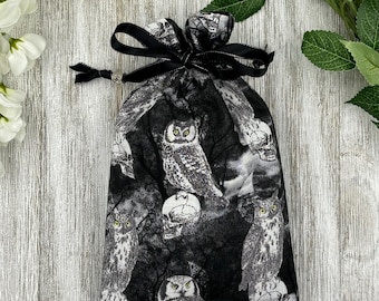 Skull Owl Tarot Bag/ Custom Tarot Pouch/ Keepsake Bag / Drawstring Bag / Oracle Bag / Crystal Bag / Tarot Pouch / Cosmetic Bag
