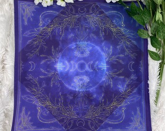 Produktbild von Tarot Cloth For Reading, Square Board Game Mat, 29.53x29.53 Inches, Versatile Velvet Divinations Tablecloth, Easy To Care Delicate Astrology Oracle