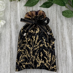 Silk Lined Tarot Bag/ Custom Tarot bag/ Keepsake Bag / Drawstring Bag / Oracle Bag / Crystal Bag / Gift Bag / Tarot Pouch / Cosmetic Bag