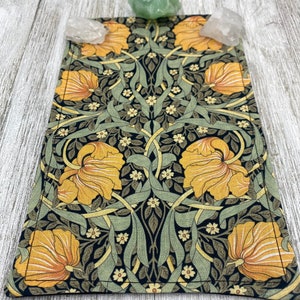 MINI Altar Cloth - William Morris, Traveling Altar Cloth, Portable Altar Cloth, Small Spaces Altar, Home Office Altar