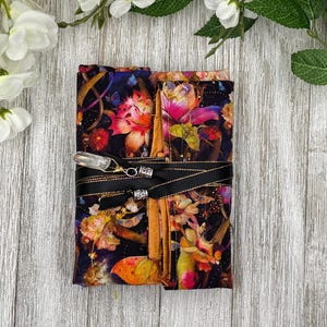 Papier de tarot réversible doublé de soie/ Papier de tarot anti-mites de la lune/Fournitures de tarot/Rangement de jeu de cartes de tarot/Toiles de tarot/Fournitures de tarot/Autel