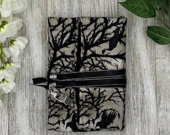 Reversible Silk Lined Tarot Wrap/ Crows Tarot Wrap / Tarot Supplies / Tarot Deck Storage / Tarot Cloth / Tarot Supplies / Altar