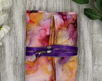 Reversible Silk Lined Tarot Wrap / Tarot Wrap / Tarot Supplies / Tarot Deck Storage / Tarot Cloth / Tarot Supplies / Altar