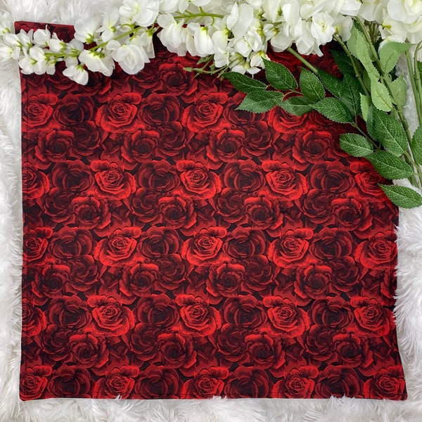 Textured Red Rose Altar Cloth, Tarot Cloth, Altar Decor, Double Sided Altar Cloth, Wall Hanging, Dice Mat, Centerpiece