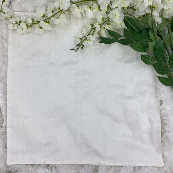 Natural Silk White Altar Cloth, Tarot Cloth, Altar Decor, Double Sided Altar Cloth, Wall Hanging, Dice Mat, Centerpiece