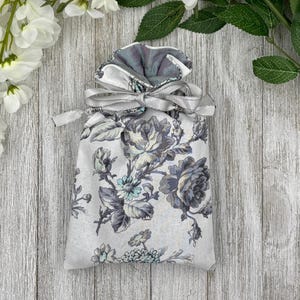 Silk Lined Tarot Bag/ Custom Tarot bag/ Keepsake Bag / Drawstring Bag / Oracle Bag / Crystal Bag / Gift Bag / Tarot Pouch / Cosmetic Bag