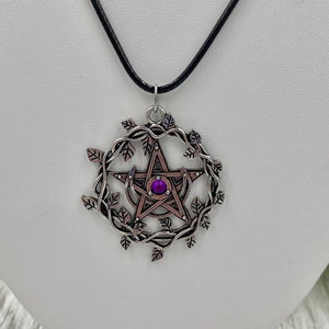 Moon Pentacle Necklace, Wiccan jewelry, Witch necklace, Witchcraft jewelry, Pagan jewelry