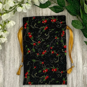 Berry Tarot Bag/ Custom Tarot Pouch/ Keepsake Bag / Drawstring Bag / Oracle Bag / Crystal Bag / Tarot Pouch / Cosmetic Bag