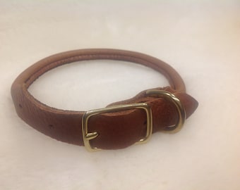 Buckle Collar Rolled Sewn Soft Leather