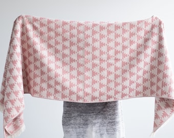 Turkish towel, picnic blanket, beach bachelorette, bath towel, bridal shower, Turkish throw, send a gift, summer blanket, pink towel