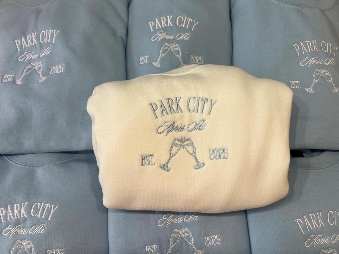 Après Ski Club Embroidered Sweatshirt Bridesmaid Sweatshirt