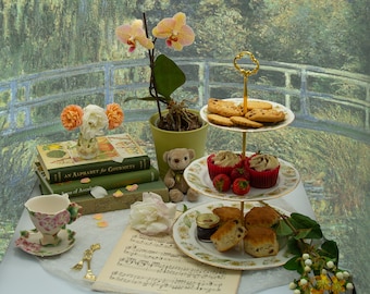 Duchess Bone China Afternoon Tea Cake Stand Greensleeves