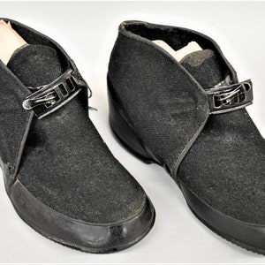 Antique Connecticut Rubber Company Children&#39;s Galoshes Boots