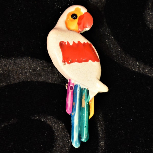 Kitschy Vintage Parrot Pin