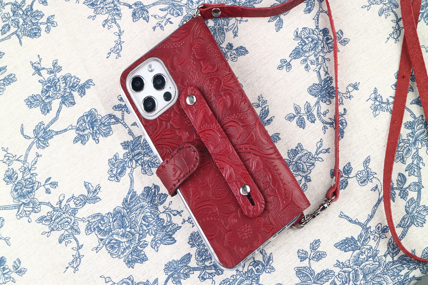 Bandolier Phone Case iPhone 14 Pro - Etsy