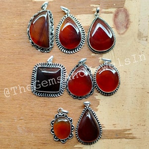 Roter Onyx Edelstein Anhänger, natürlicher roter Onyx Anhänger, 925 Sterling Silber gefilzt, Großhandel roter Onyx Edelstein Anhänger, Geschenk für Sie