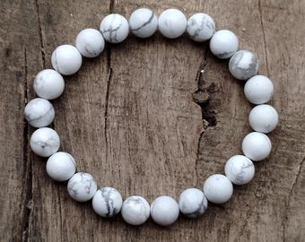 Handmade Howlite Gemstone Bracelet, 7.5 inch Beaded Crystal Bracelet