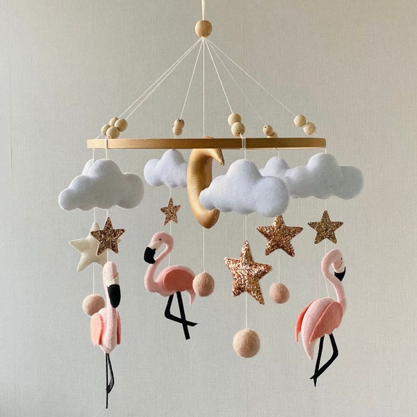 Mobile pour bébé fille, mobile flamant rose, animaux en feutre pour chambre de bébé, mobile pour berceau, mobile nuages, décoration suspendue pour chambre de bébé, cadeau nouveau-né, cadeau de baby shower