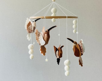 Mobiles für Babyzimmer, neutrales Mobile, realistische Filzvögel für Mädchen und Jungen Babyzimmer, Decke für Krippe, Babyparty, Geschenk für Neugeborene.
