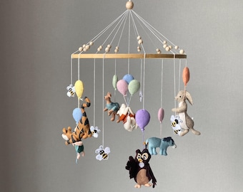 Móvil vintage de Winnie y sus amigos para bebé niño, móvil para cuna niña, decoración de guardería de Winnie, móvil colgante de osito de peluche, regalo para mamá primeriza, baby shower.