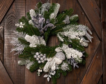 Stylish Winter wreath, Front door Christmas wreath, silver wreath, elegant front wreath, modern Christmas wreaths, farmhouse wreath.
