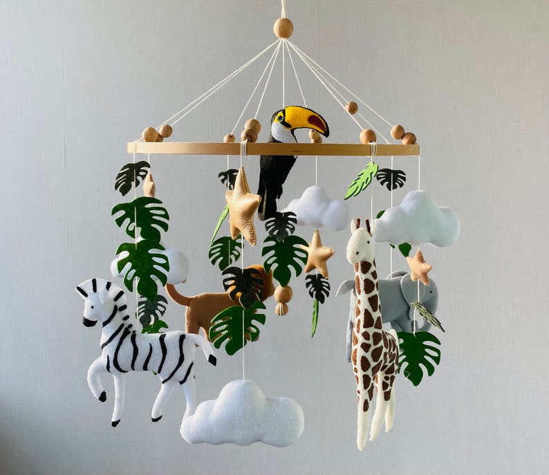 Baby safari mobile, nursery crib mobile, Africa realistic animals, Baby mobile girl, monstera mobile, unisex mobile, newborn shower gift. zdjęcie 5