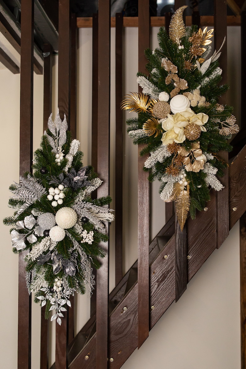 Christmas Swag for Stairs, red Christmas composition on the stairs, Vertical Swags, Christmas for mantel, stairway garland, Christmas decor zdjęcie 8