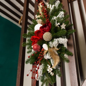Christmas Swag for Stairs, red Christmas composition on the stairs, Vertical Swags, Christmas for mantel, stairway garland, Christmas decor zdjęcie 5