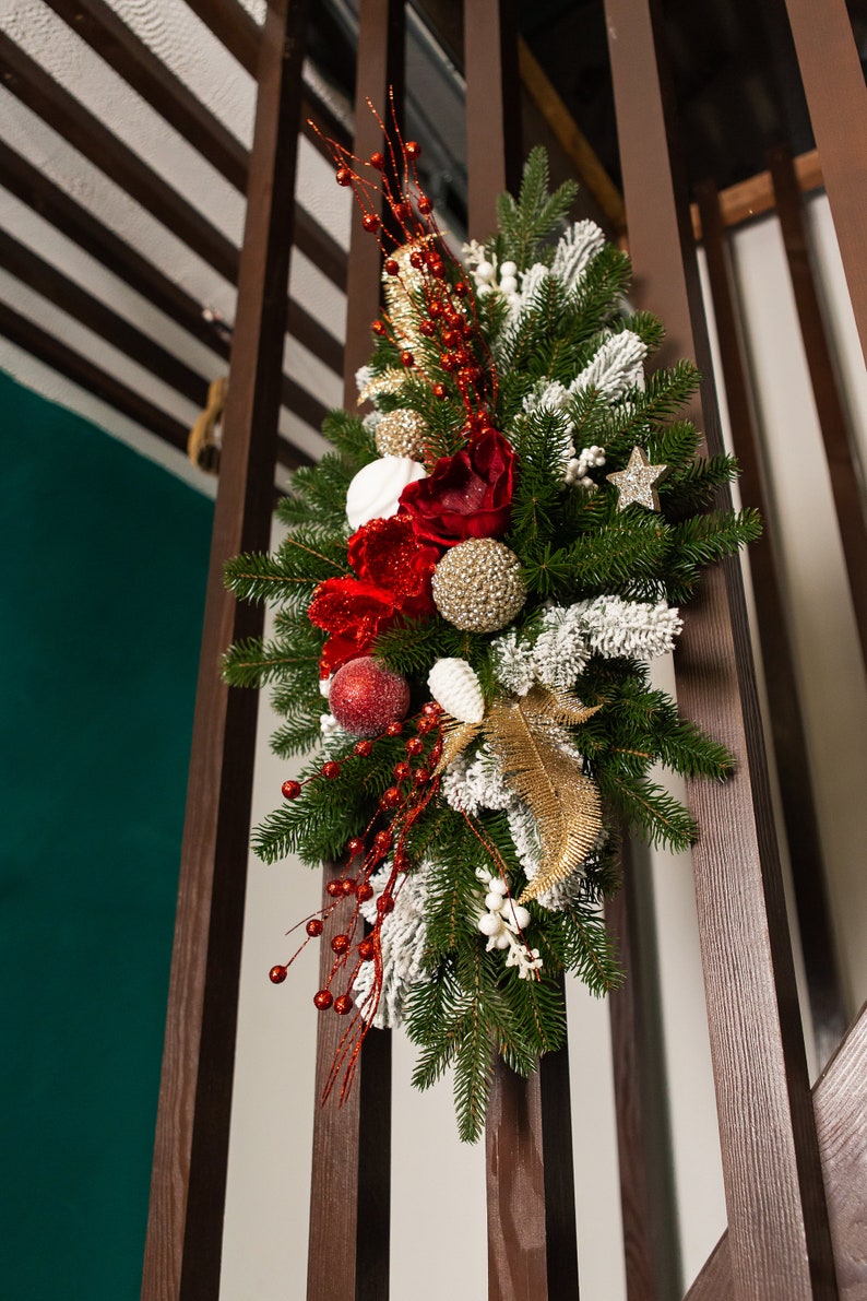 Christmas Swag for Stairs, red Christmas composition on the stairs, Vertical Swags, Christmas for mantel, stairway garland, Christmas decor zdjęcie 5