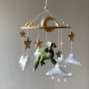 Habitación infantil de fantasía, móvil de bebé con forma de dragón, juguete colgante de fieltro, móvil para bebé niño, luna y estrellas doradas, regalo para baby shower, regalos para recién nacidos.