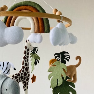 Mobile Safari pour chambre d'enfant avec arc-en-ciel, animaux réalistes en feutre lion, girafe, zèbre, éléphant, mobile pour berceau, mobile pour plafond, cadeau pour nouveau-né. image 8