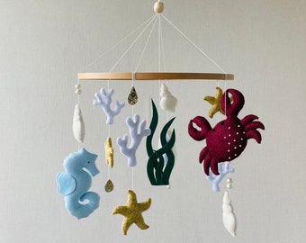 Whale baby mobile, nursery Felt mobile,оcean mobile, baby mobile boy, crib mobile, baby mobile girl, newborn present, baby shower gift.