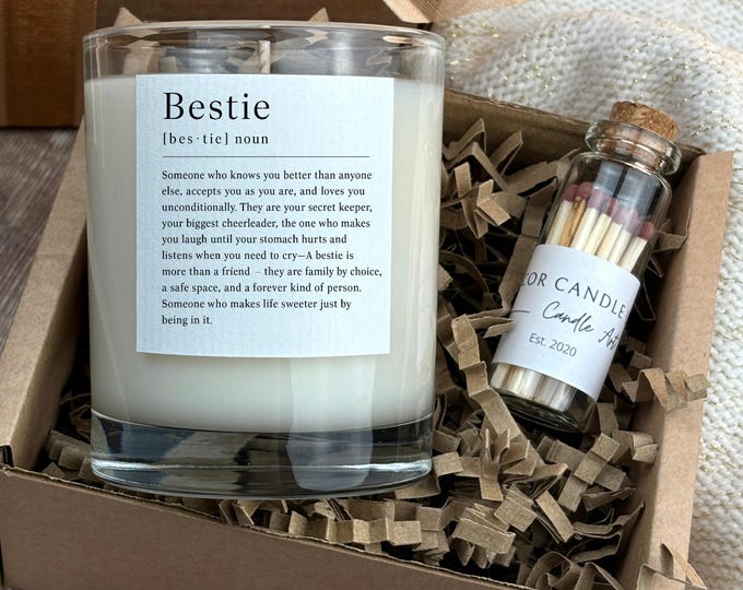 Personalised Bestie Candle Gift, Friendship Birthday Present for Friend, Custom Scented Candle Box