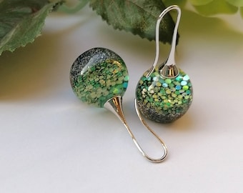 Green Dangle Earrings,Dark Green Earrings,Green Resin Earrings,Glitter Glass Earrings,Silver Earrings,  Drop Earrings,Green Glass Earrings