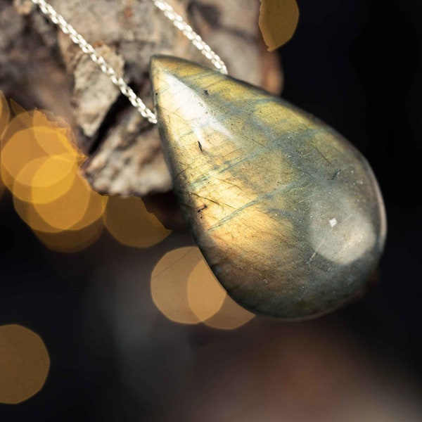 Yellow labradorite pendant with necklace (silver/gold) / forest lights natural jewelry