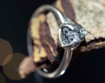 Diamond ring - 925 silver ring with real rough diamond (natural) / Waldesleuchten natural jewelry / fairly traded