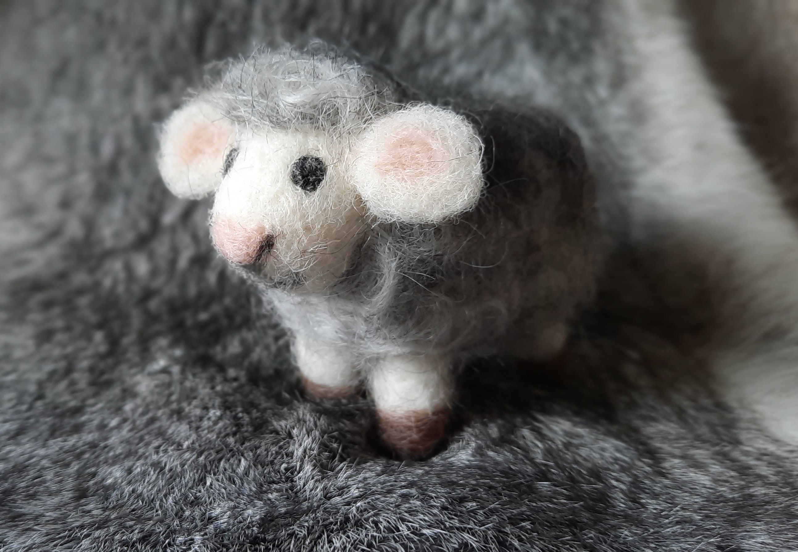 Pecora in feltro ad ago pecora carina miniatura fatta a Etsy