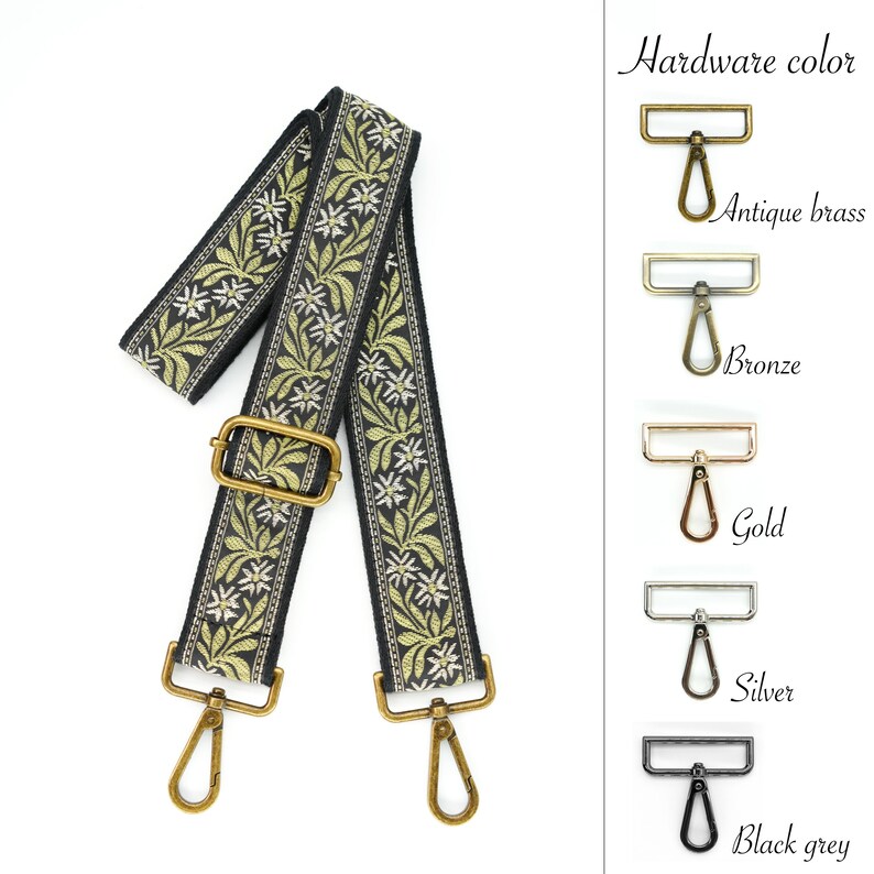 Pu&ograve; includere: Cinturino regolabile in tessuto nero e oro con motivo floreale. Il cinturino ha due fibbie metalliche con una scelta di colori per la ferramenta: ottone anticato, bronzo, oro, argento o grigio scuro.