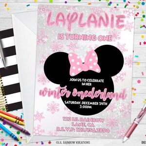 893 | Minnie Mouse Wonderland Party Invitation & Carte de remerciement