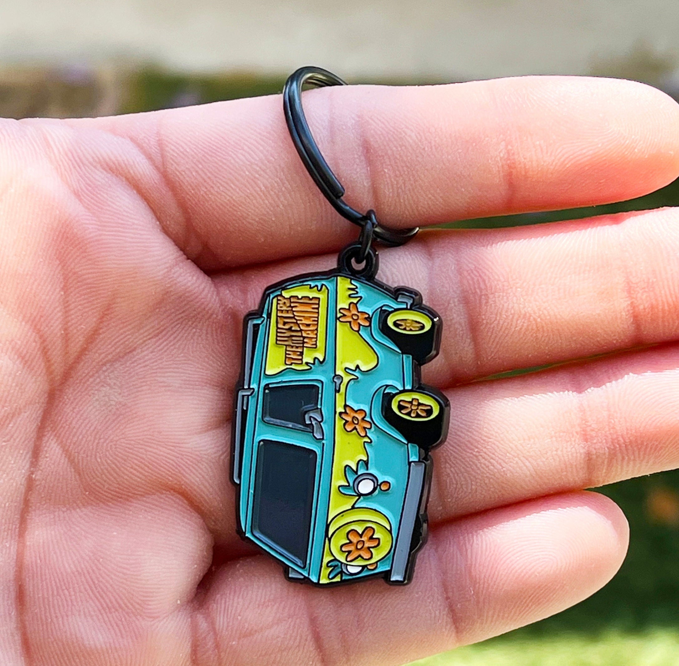 Mystery Machine Van Keychain: Enamel Cartoon Car Pin
