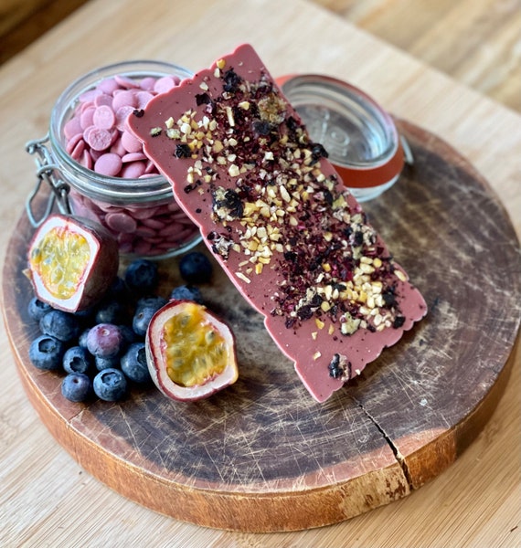 Blueberry Passion Fruit Ruby Chocolate Bar Canada