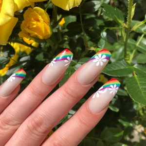 Uñas de gel prensadas Rainbow Flower Power / Uñas Pride / Uñas de primavera y verano / Reutilizables