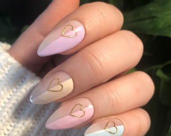 Pastelkleur met gouden hartjes druk op gelnagels | Lente zomer nagels | Herbruikbaar