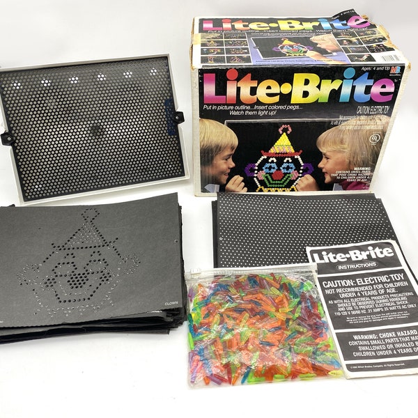 Vintage Lite Brite from 1990 with 25 Outlines (Including Batman Ones!)