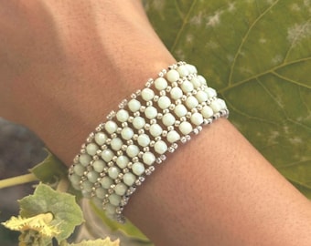 Beaded "Rain" Bracelet Tutorial